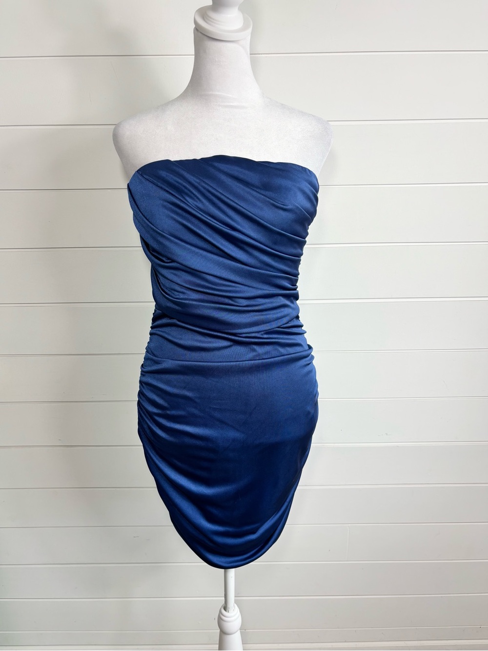 Speechless Strapless Ruched Sheath Dress in Navy Size M